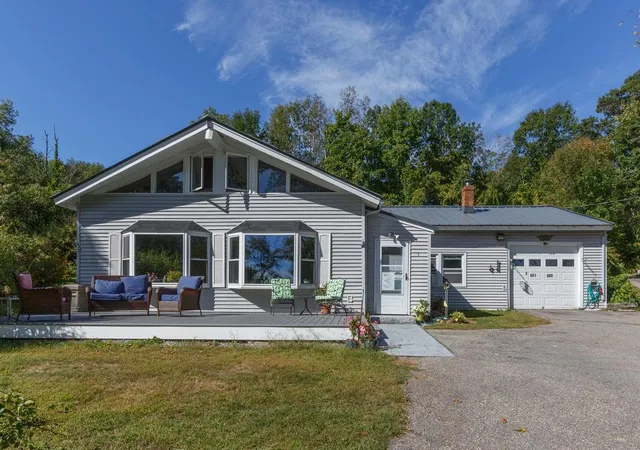 2nd image of 3 Ski Doo Ln, Deerfield, NH 03037 | MLS# 5082469