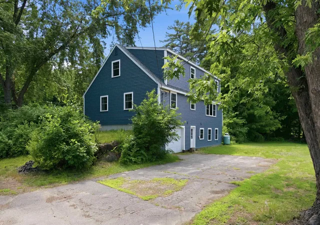 Homes for sale in Gilford, NH | 15 Henderson Rd, Gilford, NH 03249 | MLS# 5082550