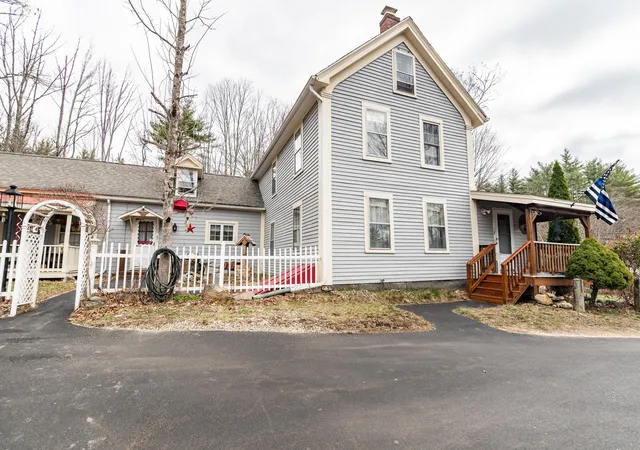 Homes for sale in Barrington, NH | 671 Washington St, Barrington, NH 03825 | MLS# 5082683