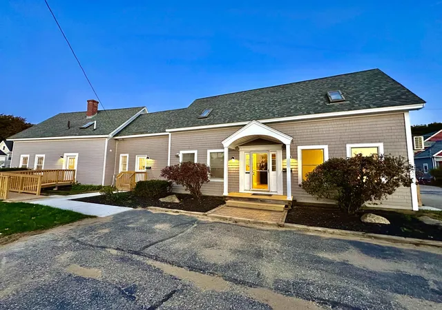11th image of 7 Jackson St, Rochester, NH 03867 | MLS# 5082698