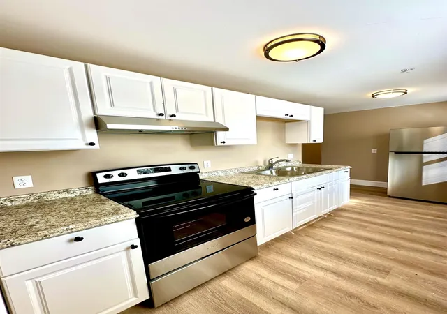 2nd image of 7 Jackson St, Rochester, NH 03867 | MLS# 5082698