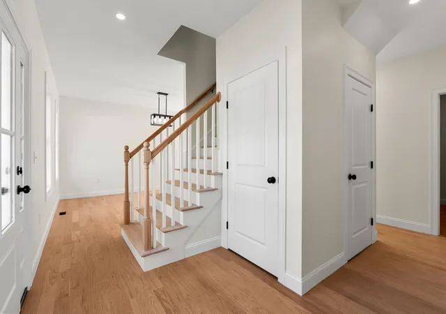 Photo 3 of Single family home for sale at 10 Blaisdell Ct, Raymond, NH 03077 | MLS# 5082767 | Listing updated on 2026-09-02