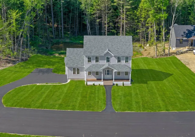 Homes for sale in Raymond, NH | 10 Blaisdell Ct, Raymond, NH 03077 | MLS# 5082767