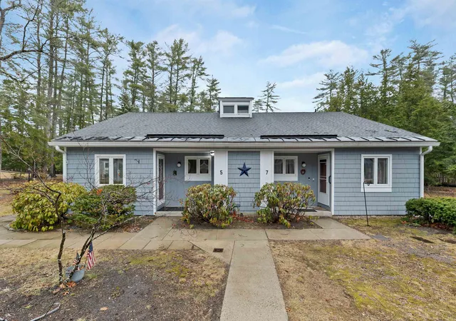 1st image of 5 Piscataqua Rd, Concord, NH 03301 | MLS# 5082774