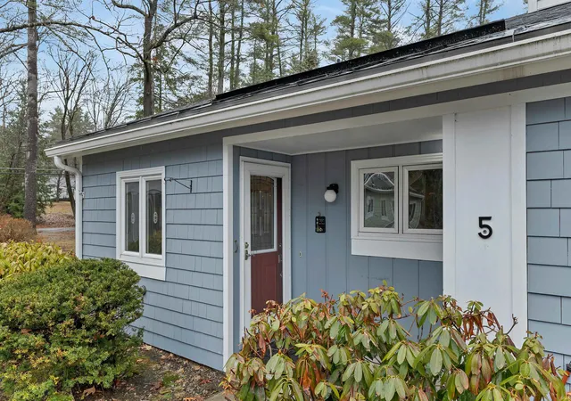2nd image of 5 Piscataqua Rd, Concord, NH 03301 | MLS# 5082774