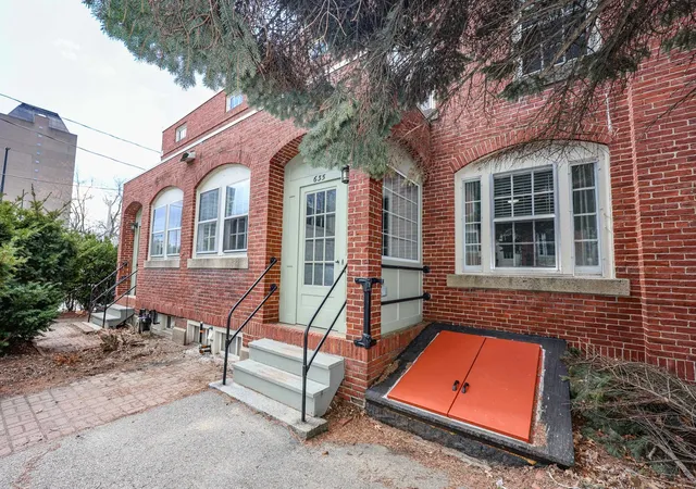 1st image of 635 Canal St, Manchester, NH 03101 | MLS# 5082783