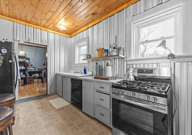 3rd image of 1499 Shellhouse Mountain Rd, Ferrisburgh, VT 05456 | MLS# 5082832