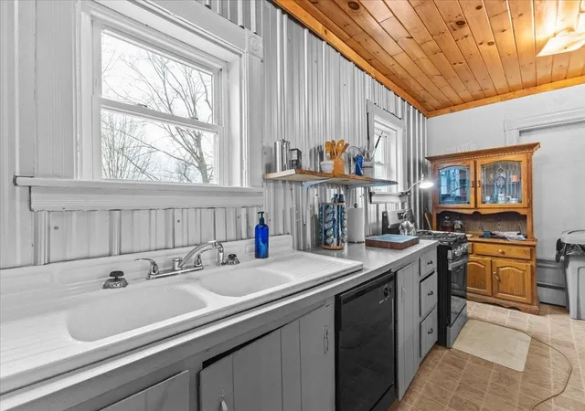 5th image of 1499 Shellhouse Mountain Rd, Ferrisburgh, VT 05456 | MLS# 5082832