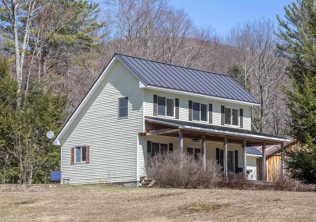Homes for sale in Dorset, VT | 191 Pleasant Street Ext, Dorset, VT 05253 | MLS# 5082907