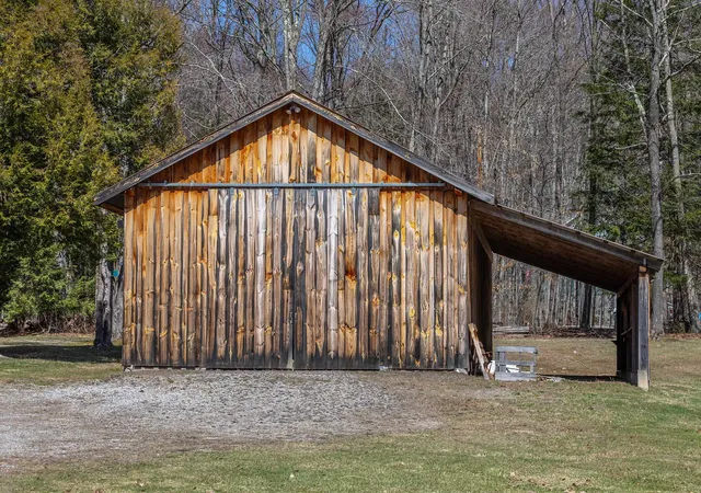 Homes for sale in Dorset, VT | 191 Pleasant Street Ext, Dorset, VT 05253 | MLS# 5082907