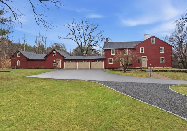 2nd image of 23 Old Manchester Rd, Amherst, NH 03031 | MLS# 5082935