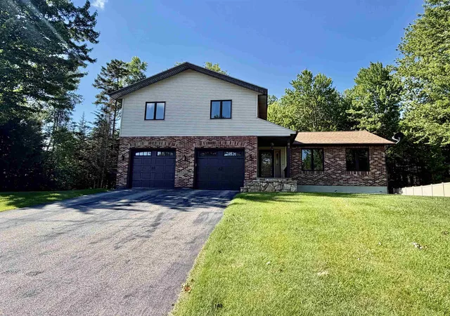 Homes for sale in Berlin, NH | 84 Bemis St, Berlin, NH 03570 | MLS# 5082991