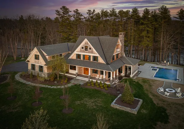 2nd image of 74 Saddle Trail Dr, Dover, NH 03820 | MLS# 5082996
