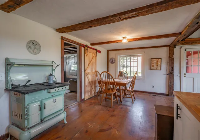 4th image of 118 Broad St, Hollis, NH 03049 | MLS# 5083062