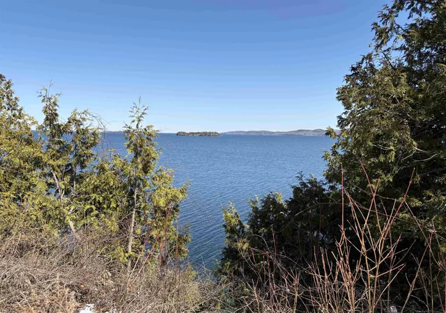 Photo 3 of Single family home for sale at 38 Featherbed Ln, South Hero, VT 05486 | MLS# 5083074 | Listing updated on 2026-09-13