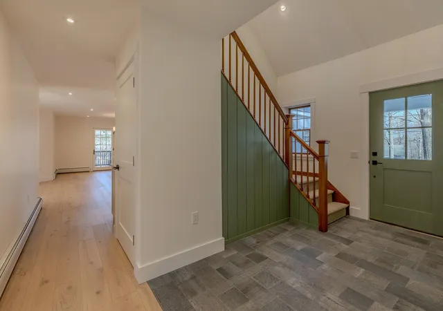Homes for sale in Manchester, VT | 171 Mending Walls Rd, Manchester, VT 05255 | MLS# 5083086
