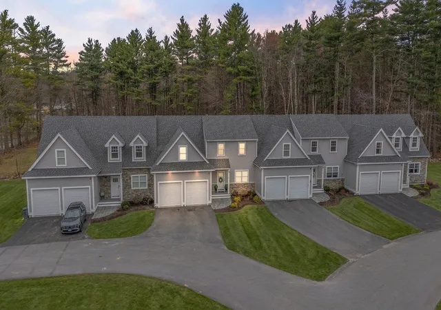 1st image of 59 Kibrel Ct, Sandown, NH 03873 | MLS# 5083163