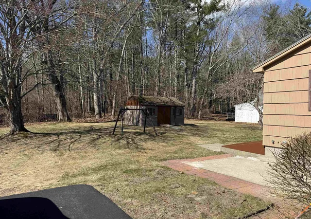 Homes for sale in Rollinsford, NH | 114 General Sullivan Wy, Rollinsford, NH 03869 | MLS# 5083198