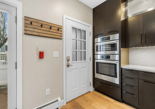 2nd image of 43 Cornwall St #B, Portsmouth, NH 03801 | MLS# 5083226