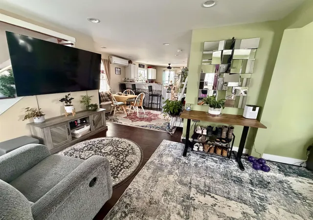5th image of 113 Plain St, Rutland, VT 05701 | MLS# 5083412