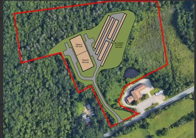 1st image of 369 East Main St, Spencer, MA 01562 | MLS# 5083438