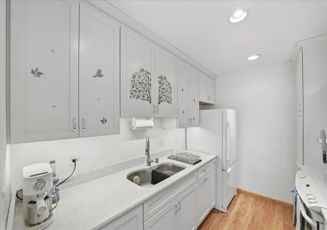 Homes for sale in South Burlington, VT | 125 Kennedy Dr #6, South Burlington, VT 05403 | MLS# 5083475