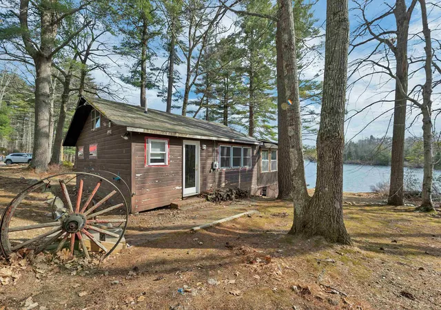 Homes for sale in New Durham, NH | 30 Grove Rd, New Durham, NH 03855 | MLS# 5083481