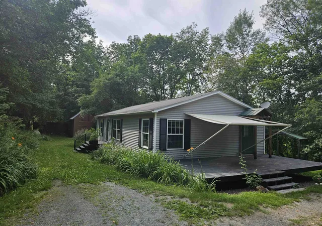 2nd image of 410 South St, Littleton, NH 03561 | MLS# 5083532