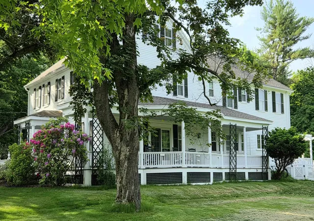 Homes for sale in Wolfeboro, NH | 375 S Main St, Wolfeboro, NH 03894 | MLS# 5083547