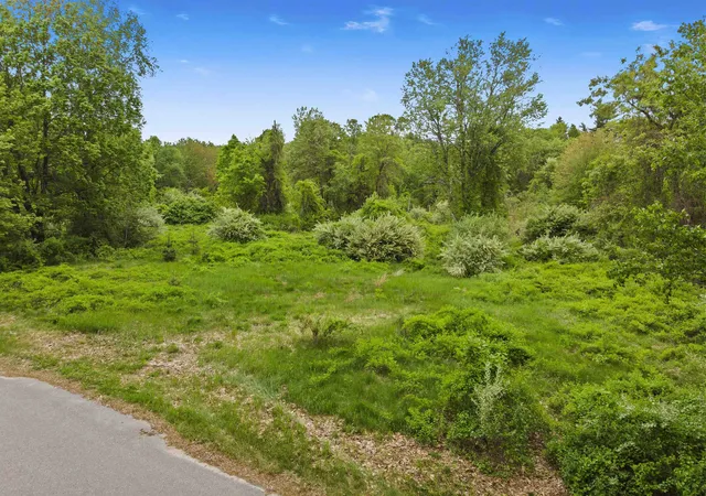 2nd image of 103 Mack Hill Rd, Amherst, NH 03031 | MLS# 5083586