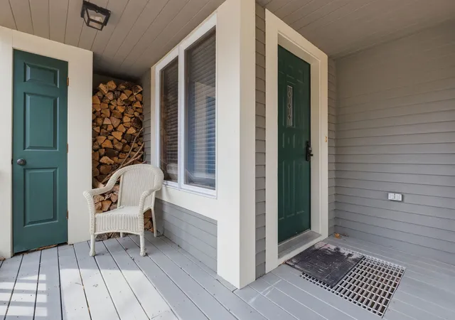 2nd image of 10 Mountain Brook Cir #1, Lincoln, NH 03251 | MLS# 5083624