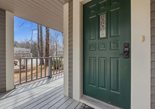 Photo 3 of Condo for sale at 10 Mountain Brook Cir #1, Lincoln, NH 03251 | MLS# 5083624 | Listing updated on 2026-05-03