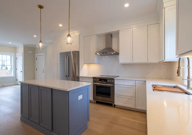 1st image of 136 Locust St #103, Dover, NH 03820 | MLS# 5083646