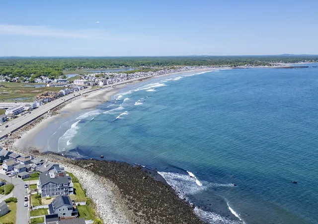 Homes for sale in Hampton, NH | 571 Winnacunnet Rd #3, Hampton, NH 03842 | MLS# 5083664