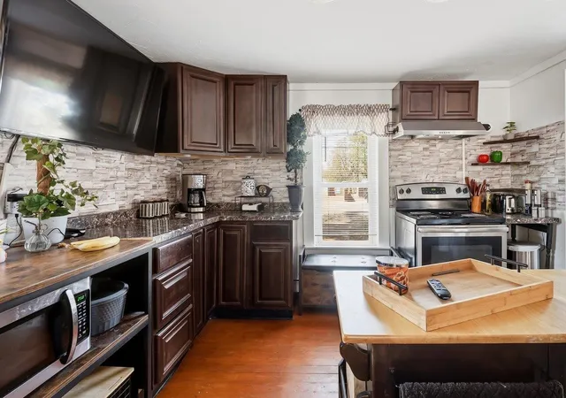 3rd image of 69 Chestnut Hill Rd, Rochester, NH 03867 | MLS# 5083694