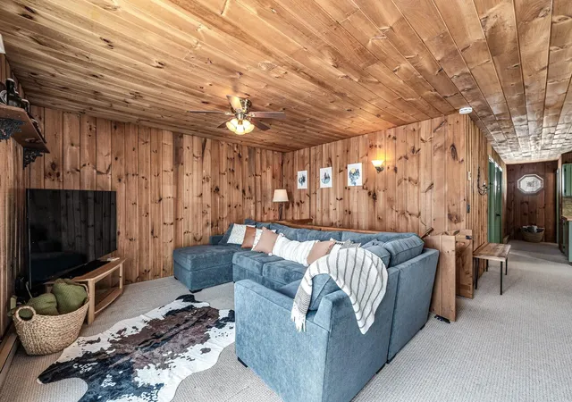 Photo 2 of Single family home for sale at 44 Howes Loop, Wilmington, VT 05363 | MLS# 5083753 | Listing updated on 2026-07-10