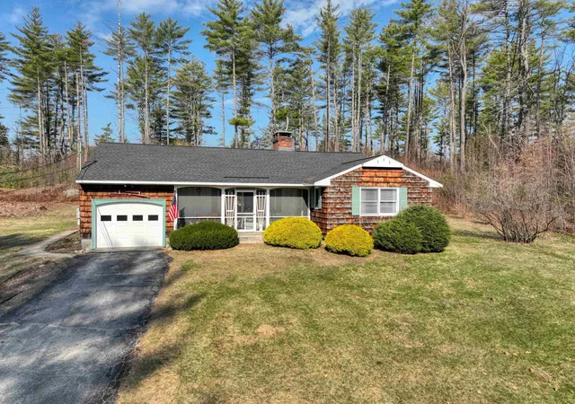 5th image of 262 Concord St, Antrim, NH 03440 | MLS# 5083793