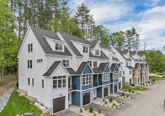 2nd image of 60 White Oaks Rd #23, Laconia, NH 03246 | MLS# 5083823