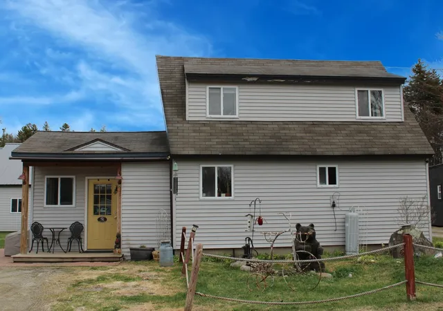 Single family home for sale at 76 Meadowview Ln, Mount Holly, VT 05758 | MLS# 5083851