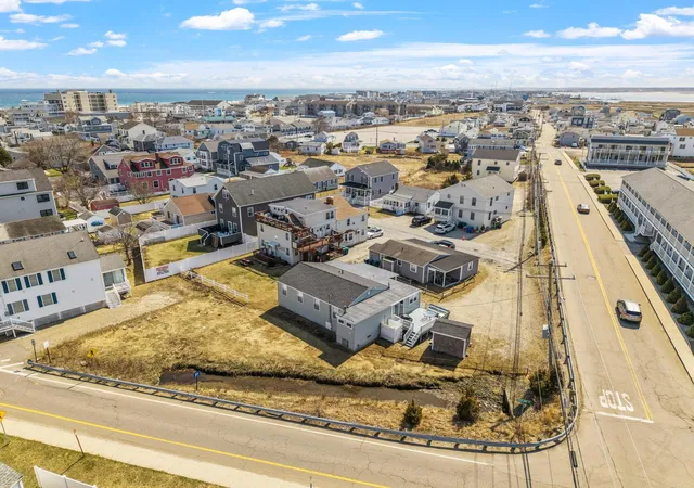 Homes for sale in Hampton, NH | 56 Nudd Ave, Hampton, NH 03842 | MLS# 5084128