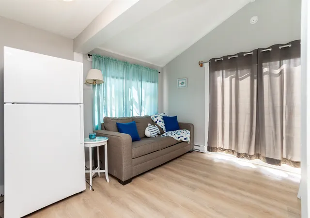 Homes for sale in Hampton, NH | 401A Ocean Blvd #2, Hampton, NH 03842 | MLS# 5084246