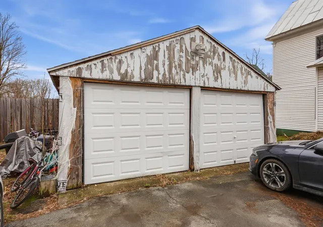 Homes for sale in Haverhill, NH | 39 Highland St, Haverhill, NH 03785 | MLS# 5084279