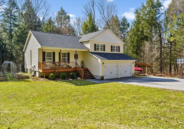 Single family home for sale at 237 Hillside Ln, East Fairfield, VT 05448 | MLS# 5084318