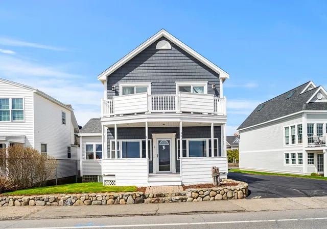 Homes for sale in Hampton, NH | 501 Ocean Blvd #1, Hampton, NH 03842 | MLS# 5084334