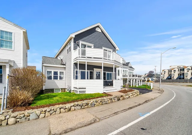 Homes for sale in Hampton, NH | 501 Ocean Blvd #1, Hampton, NH 03842 | MLS# 5084334