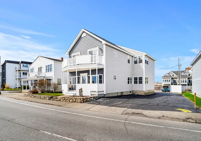 Homes for sale in Hampton, NH | 501 Ocean Blvd #1, Hampton, NH 03842 | MLS# 5084334