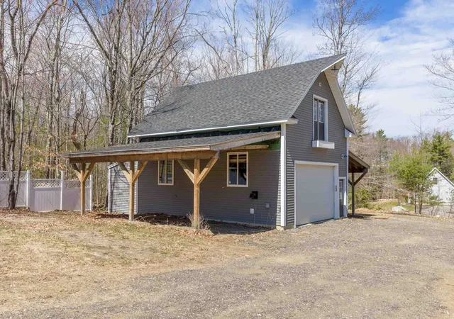 5th image of 236 Stark St, Gilford, NH 03249 | MLS# 5084356