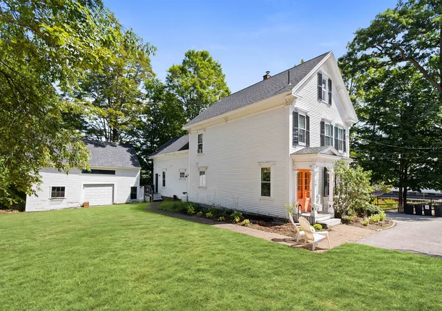 2nd image of 15 Highland St, Meredith, NH 03253 | MLS# 5084364