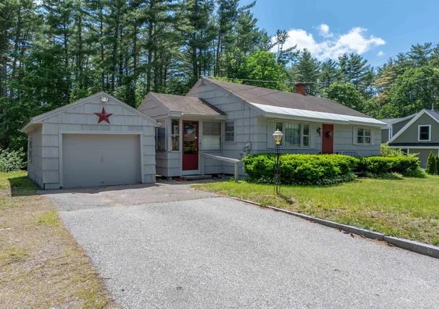 Homes for sale in Belmont, NH | 92 Gilmanton Rd, Belmont, NH 03220 | MLS# 5084374