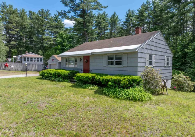 Homes for sale in Belmont, NH | 92 Gilmanton Rd, Belmont, NH 03220 | MLS# 5084374